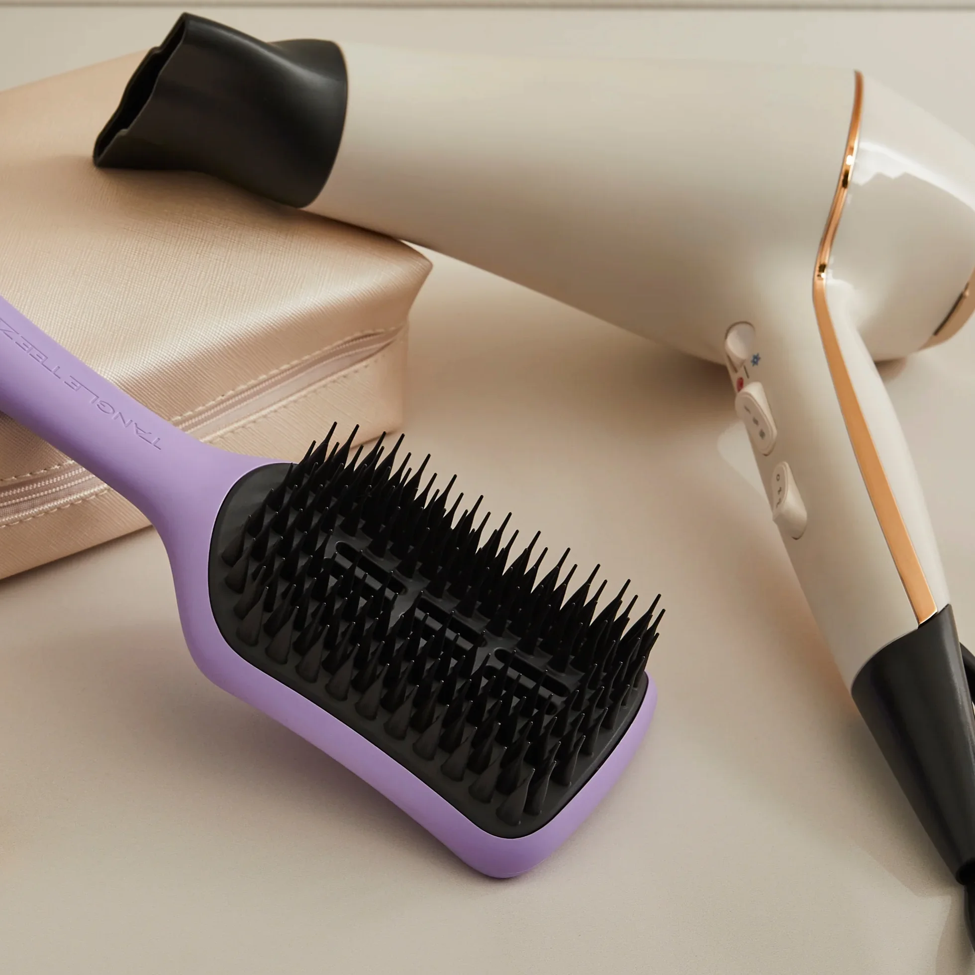 The Ultimate Blow Dry H3