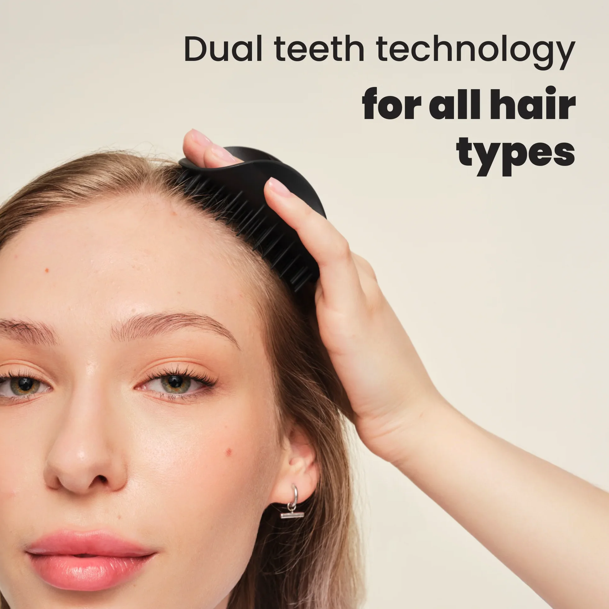 The Scalp Exfoliator & Massager P7