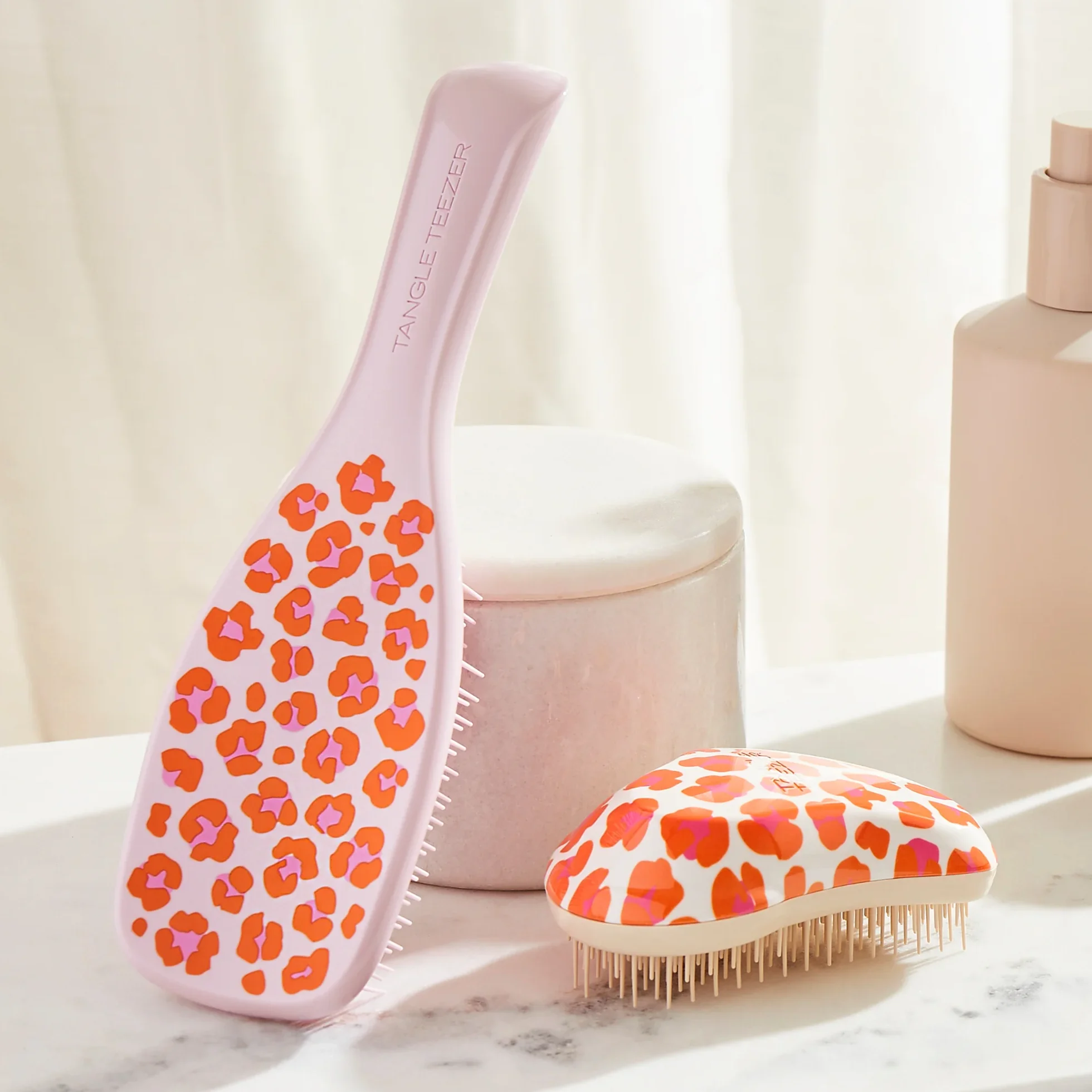 The Ultimate Detangler D9