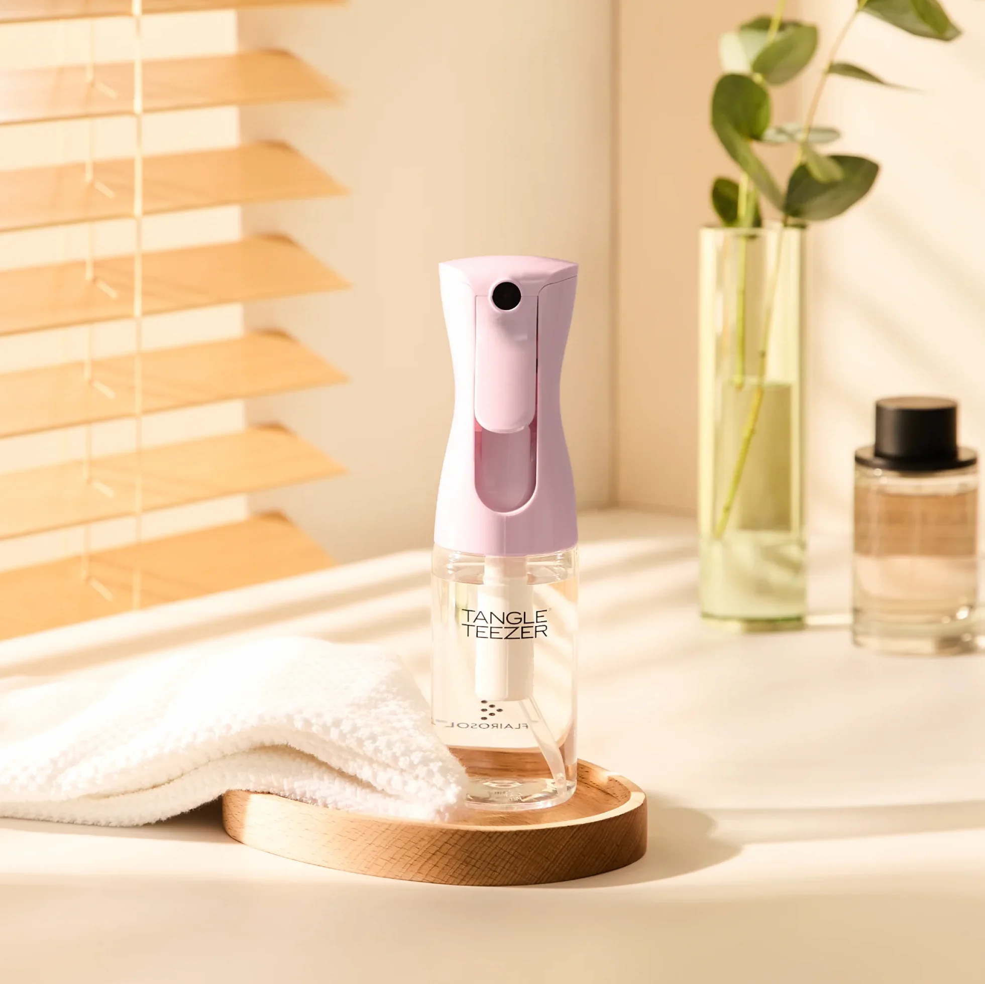 Fine Mist Spray Bottle W8